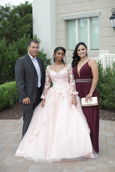 768A8506