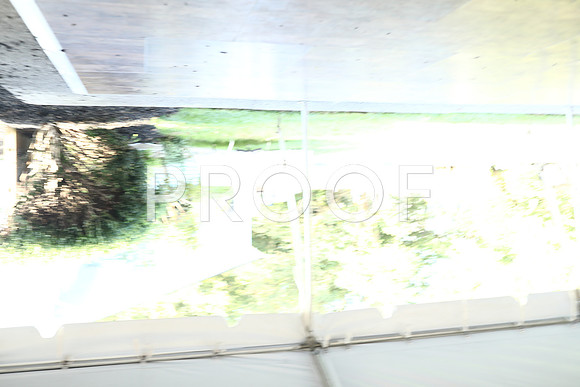 768A2758